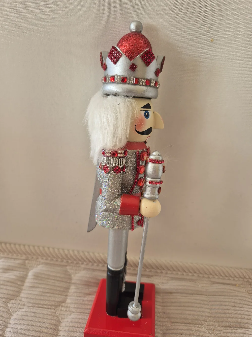 N/A decorative nutcracker